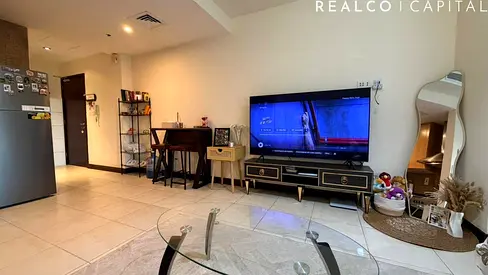 Spacious Studio With Balcony Fully Furnished Near Metro