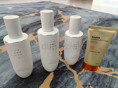 Korean premium skin care Un boxed with a free gift range