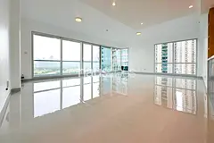 Full Golf Course View | Fully Renovated | Spacious — 3