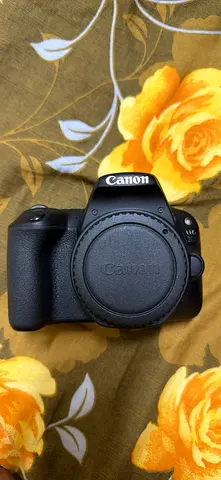 Canon EOS200D for Sale- Good Condition