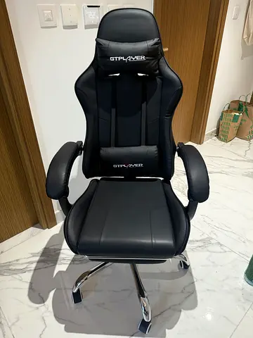 GTPLAYER Ergonomic Gaming Chair – Like New (Black)