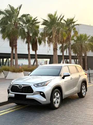 2023 Toyota Highlander VXR - GCC Specs - Like New!