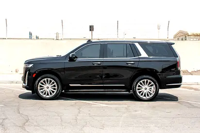 2021 Cadillac ESCALADE — миниатюра 4