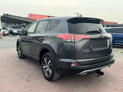 2018 Toyota RAV 4 — фото 5