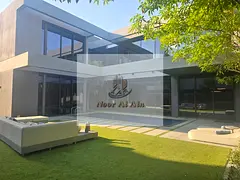 BEST PRICE | FANTASTIC 5 BR SIGNATURE VILLA+ LIFT/PRIVATE POOL