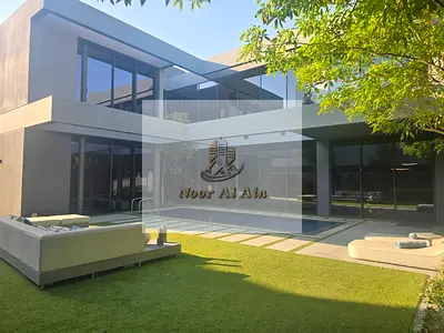 BEST PRICE | FANTASTIC 5 BR SIGNATURE VILLA+ LIFT/PRIVATE POOL