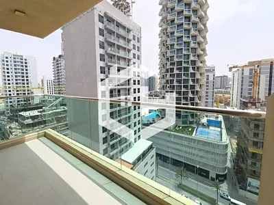 Spacious 2 BR | Ready to move in | Prime Location.