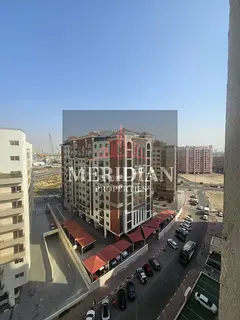 Ready to Move 2BR Apartment | Universal Apartments CBD | Balcony & Pool Access