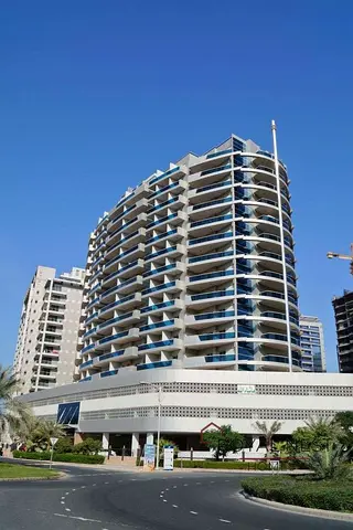Studio with Balcony | Canal View | High Floor