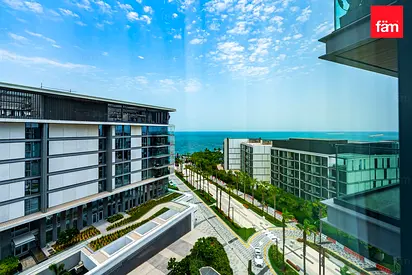 High Floor| Sea View| Vacant| Corner
