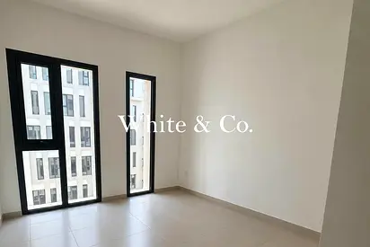 UPGRADED KITCHEN |BIGGEST PLOT| VACANT NOW