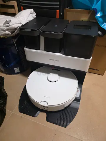 Roborock S7 Max Ultra Robot Vacuum with Auto-Empty Dock — Good Condition
