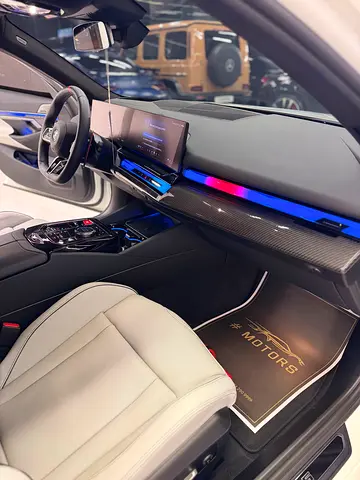 صورة مصغرة 14 لـ 2025 BMW M5