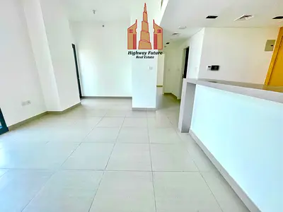 Spacious 2Bhk Apartment With Balcony Built in Wardrobes Gym pool Parking open View 85K