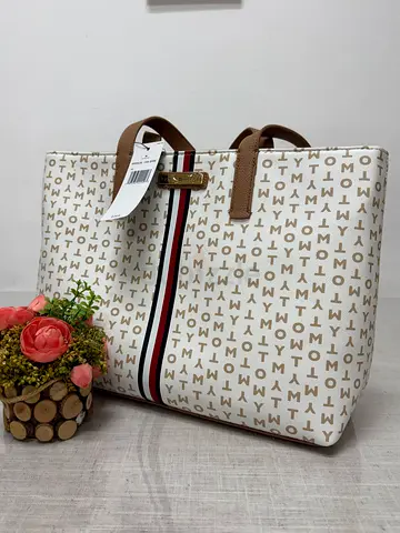 Tommy Hilfiger Handbag