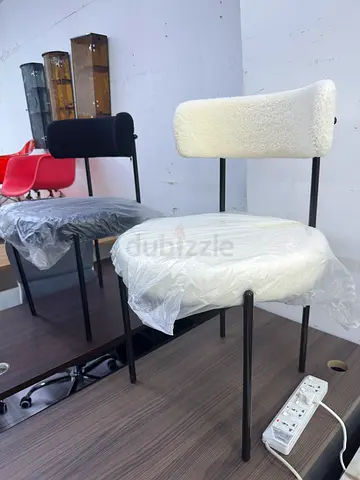 Modern Dining Chair with Metal Leg
