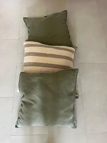 Cushion by 3