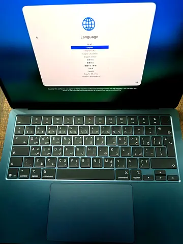 MacBook Pro 13-inch (Midnight) M4 — Excellent condition