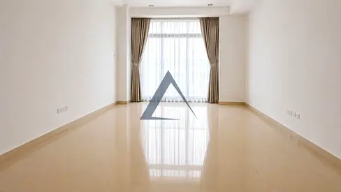 Maid's Room | Spacious | Chiller free
