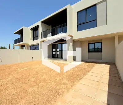 Brand New | Multiples Cheques | Move In Soon