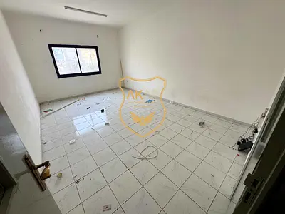 Bright & Spacious 2BHK | Central Gas | Excellent Location