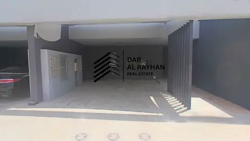 فرصة مميزة (سعر مغرٍ) | تاون هاوس أوسط جديد كلياً | 3 غرف نوم (جميعها ماستر) | موقع قريب من الخدمات | ملكية حرة