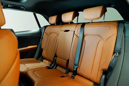 2023 AUDI Q8 thumbnail 7