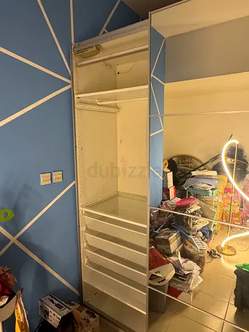 White mirrored wardrobe / armoire — single unit, good condition