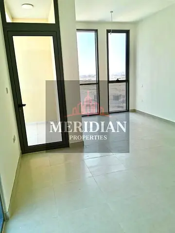 استوديو IMPZ | دانيا 2 | إطلالة على المسبح والمدينة | شرفة