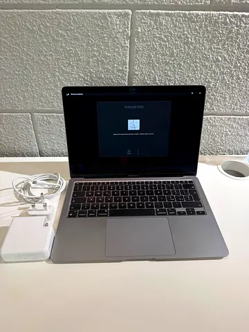 Macbook Air M1 13 Inches Clean Condition 92%