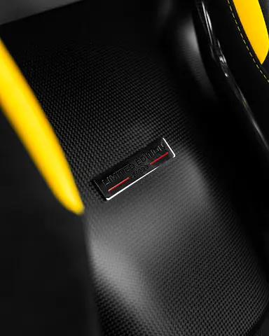 2024 Ferrari SF90 STRADALE — миниатюра 19