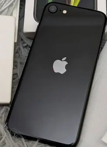Iphone SE2 plus Airpods Pro 2