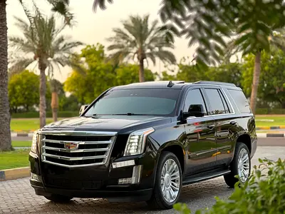 2017 Cadillac Escalade Platinum | GCC Specs | Top Line