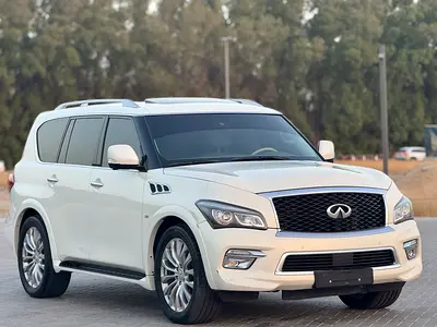Infiniti QX80 Luxury 2016 | GCC Specs | Low Mileage | Pristine Condition