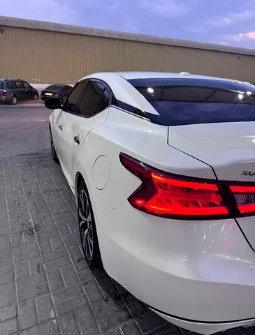 2017 Nissan MAXIMA 照片 4
