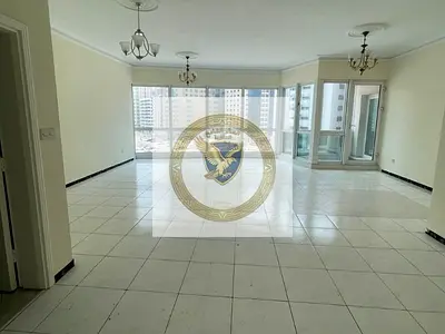شقة واسعة للإيجار السنوي المجاز2 3غرف نوم تكييف مجاني مسبح مجاني بلكون اطلاله مفتوحه صيانه مجانيه قريبه علي مخرج دبي