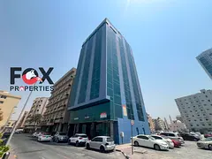 A distinctive apartment for monthly rent, one bedroom and living room, with a direct view of the Cor
