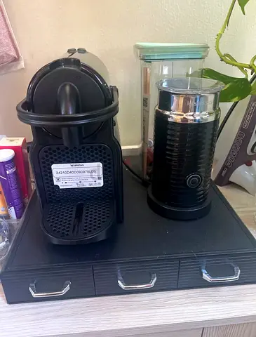 Nespresso Essenza Mini + Aeroccino Milk Frother - Good Condition