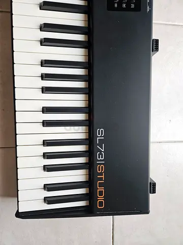 STUDIOLOGIC SL73 - COMPLETE / LIKE NEW