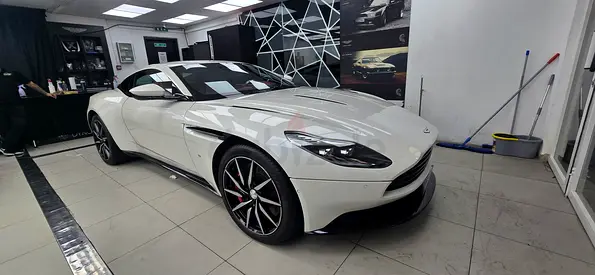 Aston Martin DB11 Launch Edition 2017 | GCC Specs | V12 Twin-Turbo