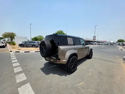 2025 LAND Rover DEFENDER — миниатюра 6