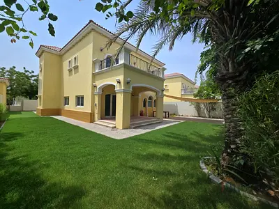 Vastu | Walking distance to pavilion | VOT