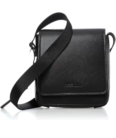 Calvin Klein Men Minimal Focus Handbag For Sale