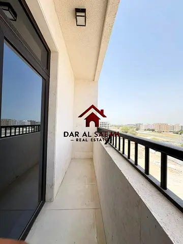 1BHK with balcony and 1 washroom | 6 cheques payment security | deposit 2k PDC ready to move