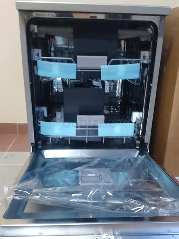Samsung Latest Model dishwasher brand new