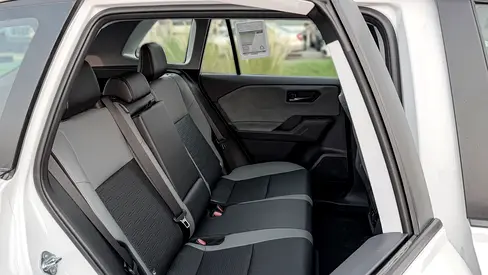 2026 Toyota RAV 4 — фото 17
