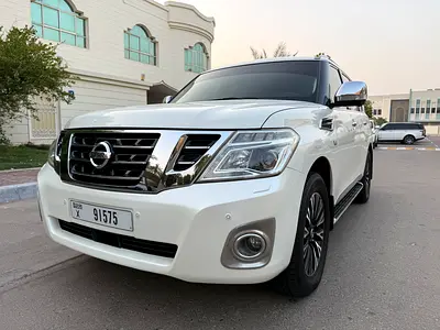 Nissan Patrol 2017 LE Platinum City | V8 | GCC Specs | Pristine Condition