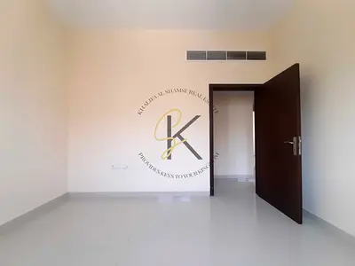 prime location nearly school area shoping centre all facilities available like a new brand full fill faimly building in Muweillah sharjah