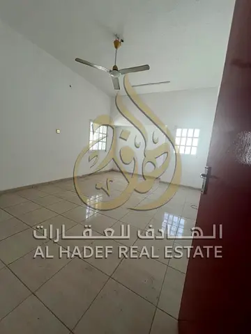 لبيع فيلا في منطقة الحزانة – الشارقة