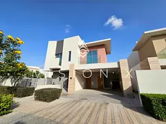 Spacious Family Villa | Private Garden | Popular Community
